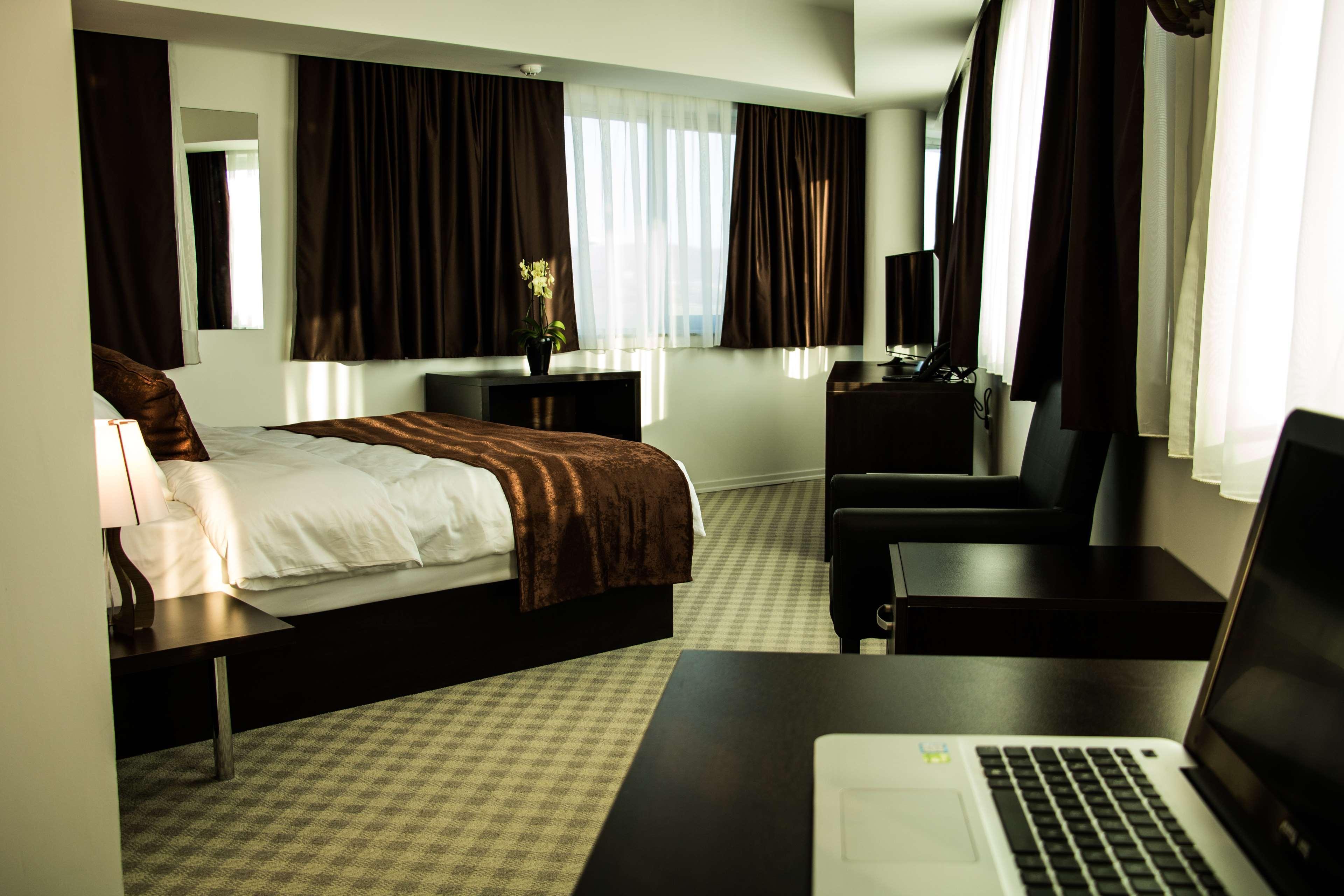 Best Western Hotel Galla Sllatine e Madhe Esterno foto