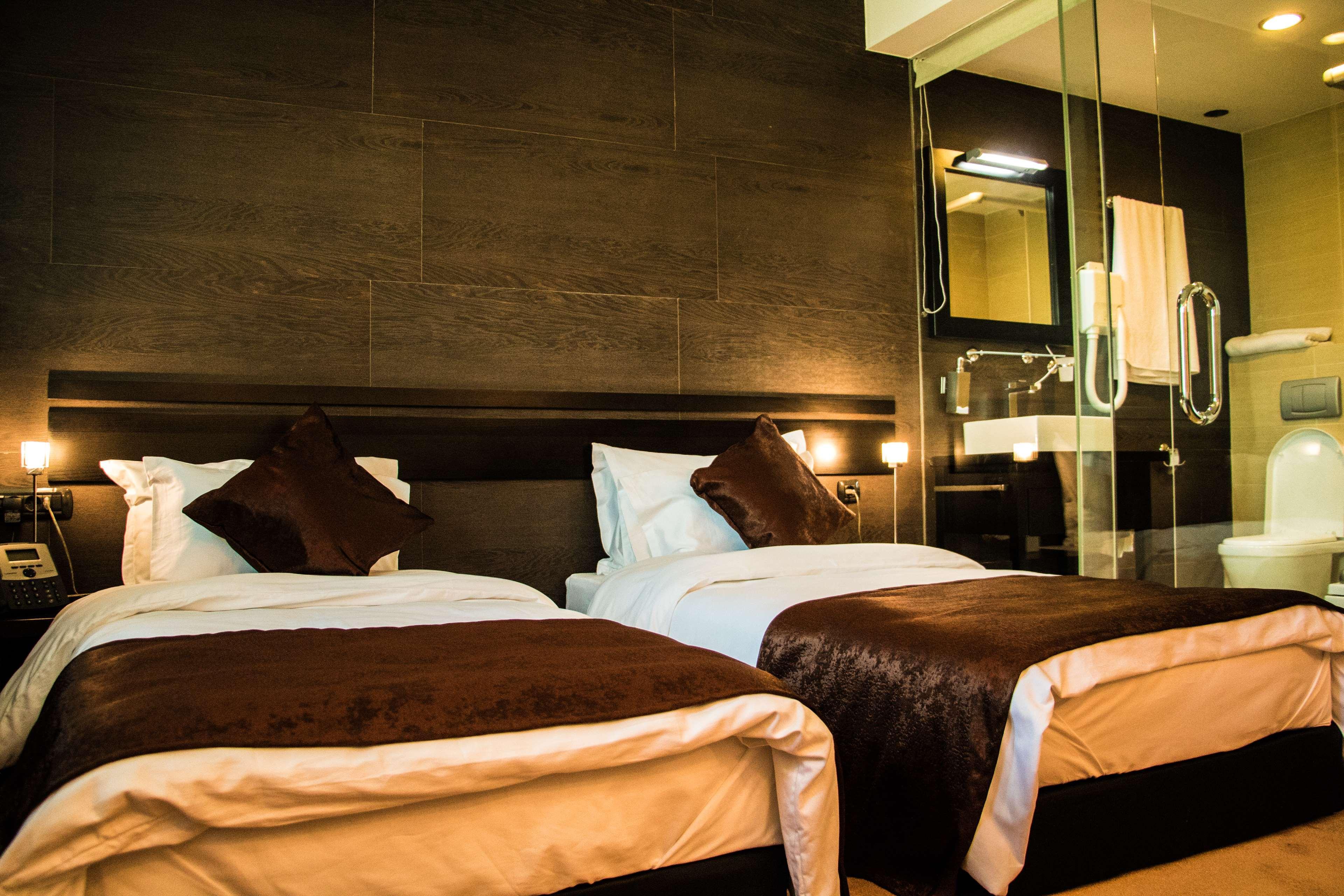 Best Western Hotel Galla Sllatine e Madhe Esterno foto